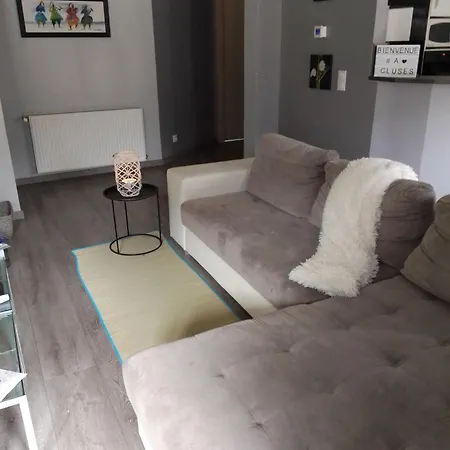 Location T5 100 M2 Apartman