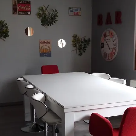 Location T5 100 M2 *